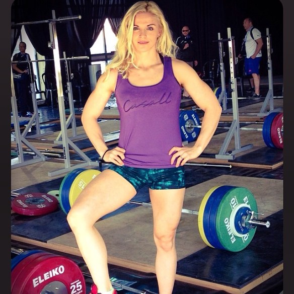 Anna Hulda í upphitunaraðstöðunni í Tel Aviv