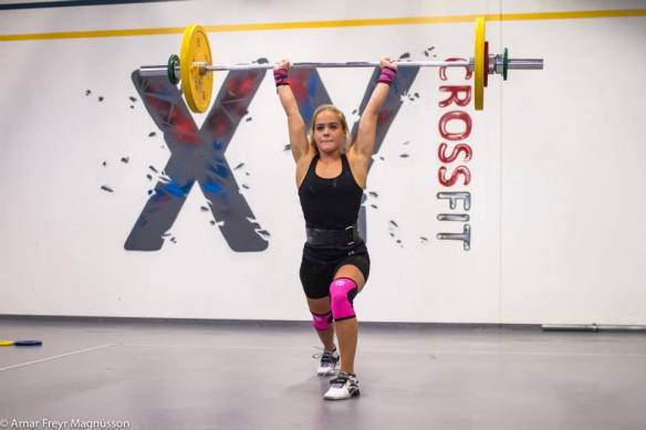 Birna Dís tvíbætti metin í jafnhendingu og samanlögðum í -53kg flokki kvenna