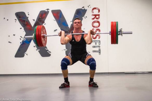 Björgvin setti nýtt íslandsmet í snörun (121kg) og var hársbreidd frá því að bæta metið í jafnhöttun með 146kg