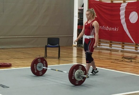 Katla-Björk-setti-Íslandsmet-í-jafnhendingu-og-snörun